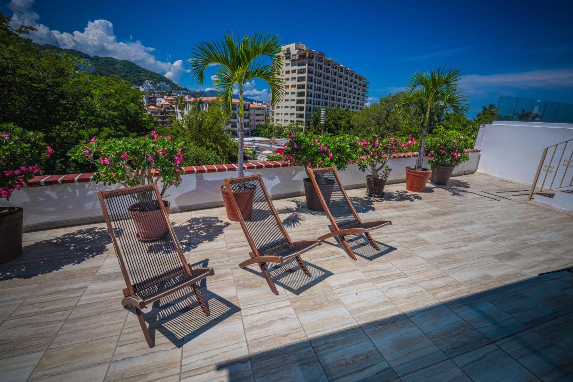 Hotel Encino Malecon Centro Пуерто-Вальярта Екстер'єр фото